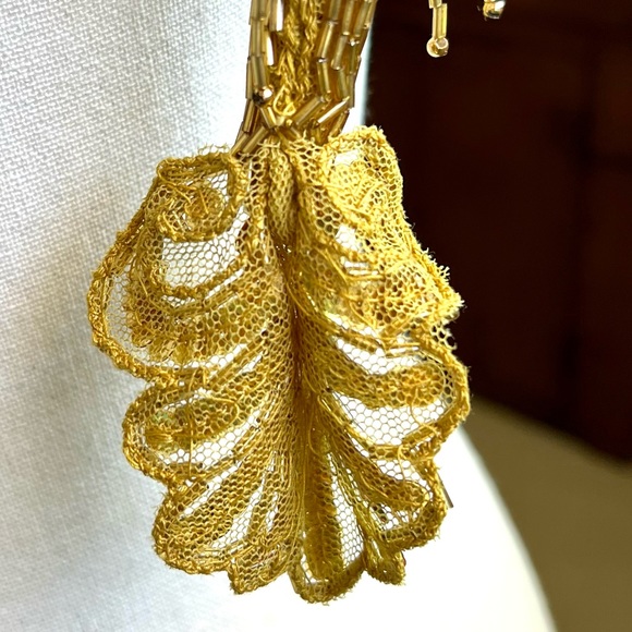 Vintage Heavily Beaded Sequined Lace Gold Tone Frilly Shrug Wrap - Picture 15 of 15